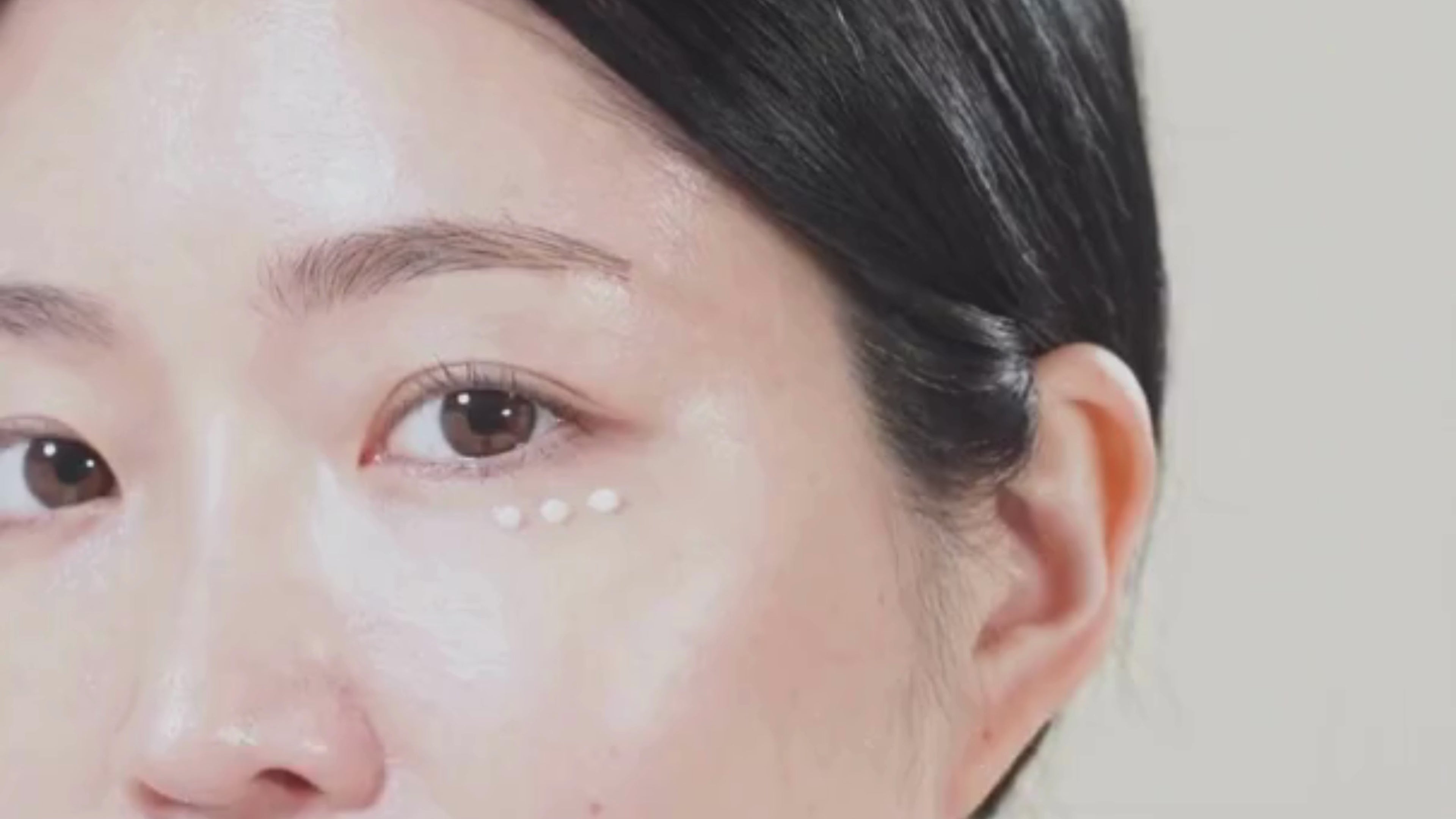 Load video: Under Eye Creams Online in India at Best Prices